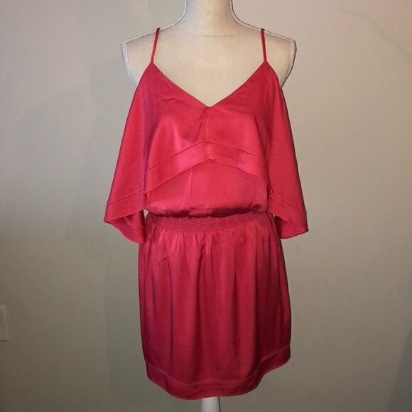 NWOT Trina Turk colusa cold shoulder silk dress - Picture 2 of 3